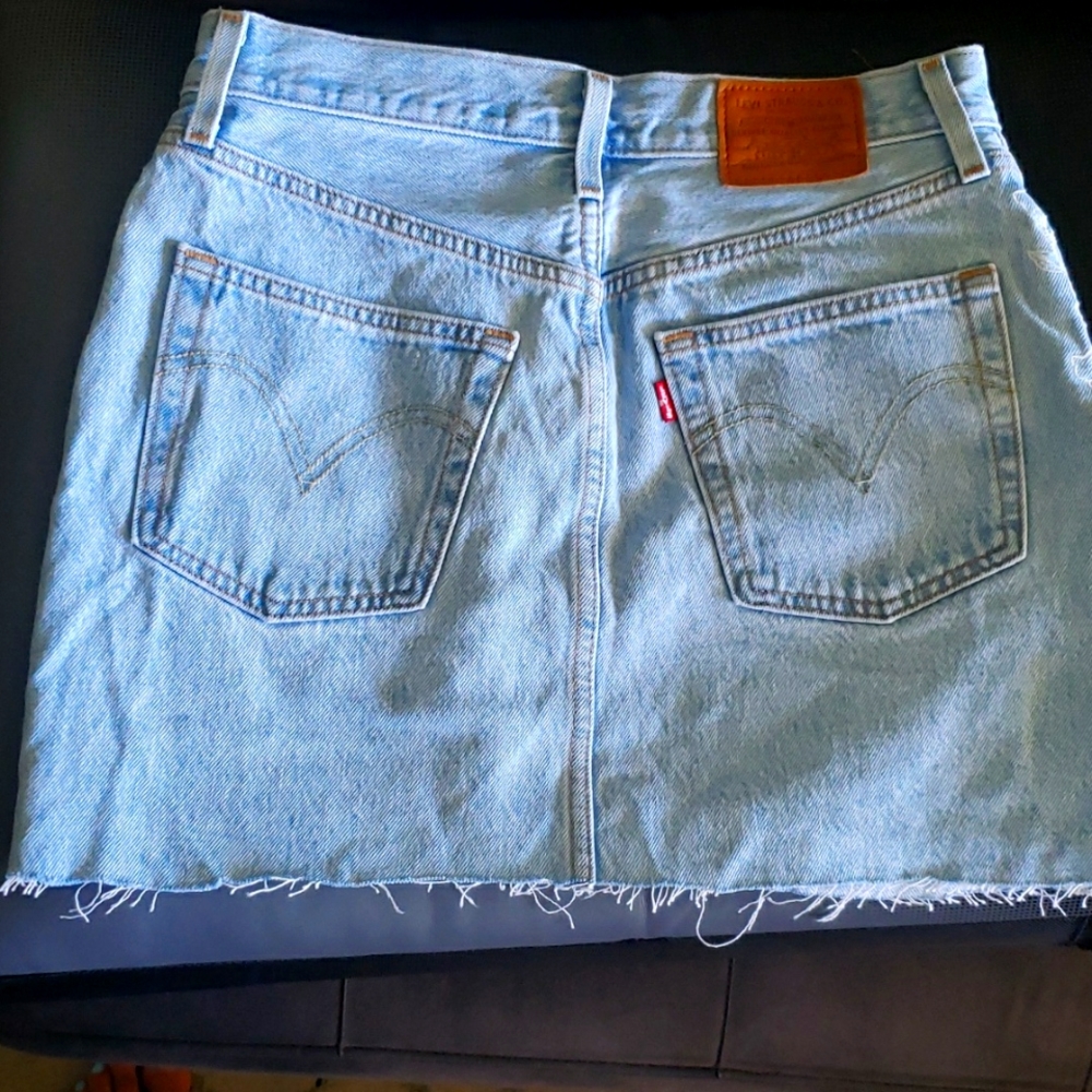 Levi's denim baby blue  skirt Size 26